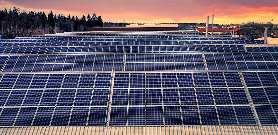 Misura “PARCO AGRISOLARE”. Il bando finanziato dal PNRR per il fotovoltaico su tetti agricoli